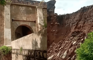 ಶ್ರೀರಂಗಪಟ್ಟಣದ ರಕ್ಷಣಾ ಕೋಟೆಯ ತಡೆಗೋಡೆ ಕುಸಿತ