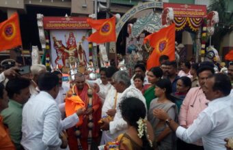 ಮಹದೇಶ್ವರ ಜ್ಯೋತಿ ಯಾತ್ರೆಗೆ ಸಚಿವದ್ವಯರಿಂದ ಚಾಲನೆ