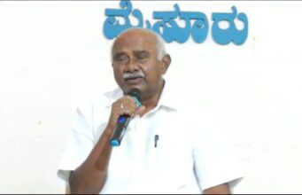 ಕನ್ನಡ ಶಾಲೆ ಮುಚ್ಚಲು ಹುನ್ನಾರ ನಡೆಯುತ್ತಿದೆ: ಎಚ್.ವಿಶ್ವನಾಥ್