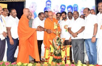 ನಾಯಕತ್ವ ಗುಣ ಡಿಎನ್ಎನಲ್ಲೇ ಇದೆ: ನಿರ್ಮಲಾನಂದನಾಥ ಸ್ವಾಮೀಜಿ