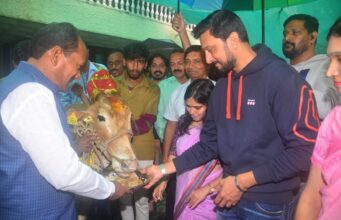 ಪ್ರತಿ ಜಿಲ್ಲೆಗೆ ಒಂದರಂತೆ 31 ಗೋವುಗಳನ್ನು ದತ್ತು ಪಡೆಯುತ್ತೇನೆ: ಚಿತ್ರನಟ ಸುದೀಪ್
