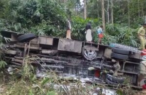 ಶಬರಿಮಲೆ ಯಾತ್ರಿಗಳು ತೆರಳುತ್ತಿದ್ದ ಬಸ್ ಪಲ್ಟಿ: 20ಕ್ಕೂ ಅಧಿಕ ಮಂದಿಗೆ ಗಾಯ