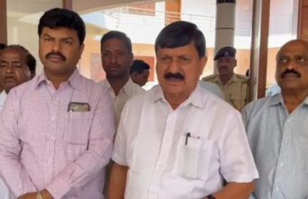 ಬಿಎಸ್ ವೈ ಮನೆ ಮೇಲೆ ಕಲ್ಲು ತೂರಾಟ: ಶಿಕಾರಿಪುರಕ್ಕೆ ಆರಗ ಜ್ಞಾನೇಂದ್ರ ಭೇಟಿ