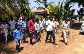 ಹೆಗ್ಗವಾಡಿಯಲ್ಲಿ ಆರ್. ಧ್ರುವನಾರಾಯಣ್ ಅಂತ್ಯಕ್ರಿಯೆ