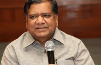 ಒಡೆದು ಆಳುವ ಕುತಂತ್ರವನ್ನು ಜನರು ನೋಡುತ್ತಿದ್ದಾರೆ: ಜಗದೀಶ್ ಶೆಟ್ಟರ್