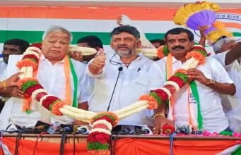 ಹೆಚ್’ಡಿಕೆ ಆಪ್ತರಿಗೆ ಡಿಕೆಶಿ ಗಾಳ: ಇಬ್ಬರು ನಾಯಕರು ಕಾಂಗ್ರೆಸ್ ಸೇರ್ಪಡೆ