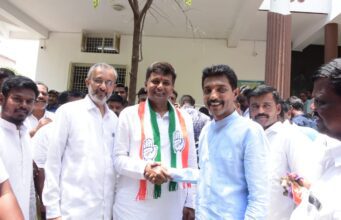 ಟಿಕೆಟ್ ಕೈ ತಪ್ಪಿದ್ದಕ್ಕೆ ಜಿ.ರಘು ಆಚಾರ್ ಬಂಡಾಯ: ಕಾಂಗ್ರೆಸ್ ನಾಯಕರ ಮನವೊಲಿಕೆ ಯತ್ನ ವಿಫಲ