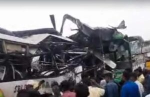 ಖಾಸಗಿ ಬಸ್ ಗಳ ನಡುವೆ ಮುಖಾಮುಖಿ ಡಿಕ್ಕಿ: 4 ಮಂದಿ ಸಾವು, 70 ಪ್ರಯಾಣಿಕರಿಗೆ ಗಾಯ