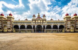 ಮೈಸೂರು ಅರಮನೆ ಹೊರಾಂಗಣದಲ್ಲಿ ಡ್ರೋನ್ ಕ್ಯಾಮರಾ ಬಳಕೆಗೆ ನಿರ್ಬಂಧ