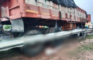 ಕುರಿ ಹಿಂಡಿನ ಮೇಲೆ ಹರಿದ ಲಾರಿ: 40 ಕ್ಕೂ ಅಧಿಕ ಕುರಿಗಳ ಸಾವು