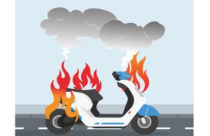 ಬುದ್ಧಿವಾದ ಹೇಳಿದ್ದಕ್ಕೆ ಎಎಸ್ ಐ ಸ್ಕೂಟಿಗೆ ಬೆಂಕಿ