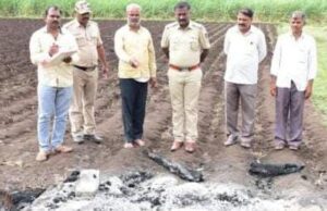 ತಂದೆ ಮತ್ತು ಅಣ್ಣನಿಂದ ಕುಡಿಯಲು ಹಣ ಕೊಡುವಂತೆ ಪೀಡಿಸುತ್ತಿದ್ದ ಯುವಕನ ಕೊಲೆ