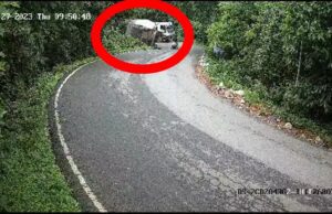 ಮಂಗಳೂರು: ಚಾಲಕನ ನಿಯಂತ್ರಣ ತಪ್ಪಿ ಪ್ರಪಾತಕ್ಕೆ ಉರುಳಿದ ಲಾರಿ