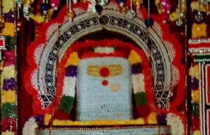 ಬೆಂಗಳೂರು ಬನ್ನೇರುಘಟ್ಟ ರಸ್ತೆಯಲ್ಲಿರುವ ಸೋಮೇಶ್ವರ ದೇವಾಲಯ