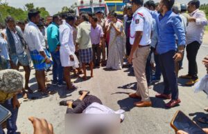 ರಕ್ತದ ಮಡುವಿನಲ್ಲಿ ಬಿದ್ದು ಒದ್ದಾಡುತ್ತಿದ್ದ ಯುವಕರನ್ನು ಆಸ್ಪತ್ರೆಗೆ ಸಾಗಿಸಲು ವ್ಯವಸ್ಥೆ: ಮಾನವೀಯತೆ ಮೆರೆದ ಸಚಿವೆ ಲಕ್ಷ್ಮಿ ಹೆಬ್ಬಾಳ್ಕರ್