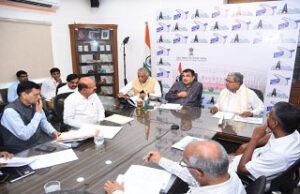 ಬೆಂ-ಮೈ ಹೆದ್ದಾರಿ ಲೋಪದೋಷ ಸರಿಪಡಿಸಿ: ಕೇಂದ್ರ ಸಾರಿಗೆ ಸಚಿವ ನಿತಿನ್ ಗಡ್ಕರಿಗೆ ಸಿಎಂ ಸಿದ್ಧರಾಮಯ್ಯ ಮನವಿ