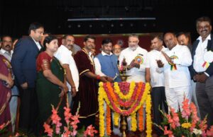 ಶಿಕ್ಷಣದ ಮೂಲಕ ಎಲ್ಲವನ್ನೂ ಸಾಧಿಸಲು ಸಾಧ್ಯ: ಡಾ. ಹೆಚ್ ಸಿ ಮಹದೇವಪ್ಪ