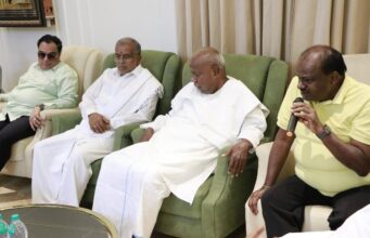 ಪಕ್ಷದ ಮುಖಂಡರ ಜತೆ ಮಾಜಿ ಪ್ರಧಾನಿ ಹೆಚ್.ಡಿ.ದೇವೇಗೌಡರು, ಮಾಜಿ ಸಿಎಂ ಹೆಚ್.ಡಿ.ಕುಮಾರಸ್ವಾಮಿ ಮಹತ್ವದ ಸಮಾಲೋಚನೆ