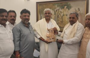 ಕೇಂದ್ರ ಜಲ ಶಕ್ತಿ ಸಚಿವ ಗಜೇಂದ್ರ ಸಿಂಗ್ ಶೇಖಾವತ್ ರನ್ನು ಭೇಟಿ ಮಾಡಿದ ಸಿದ್ದರಾಮಯ್ಯ, ಡಿಕೆಶಿ