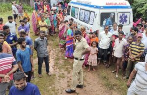 ಲಾರಿಯಿಂದ ಗ್ರಾನೈಟ್ ಇಳಿಸುವ ವೇಳೆ ಅವಘಡ: ಇಬ್ಬರು ಕಾರ್ಮಿಕರ ಸಾವು
