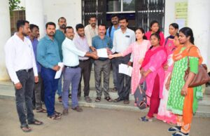 ಹಲಗೂರು ಗ್ರಾ.ಪಂ ಸದಸ್ಯನ ಬಂಧನಕ್ಕೆ ಪಿಡಿಒಗಳ ಆಗ್ರಹ