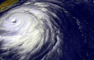 ಬಂಗಾಳಕೊಲ್ಲಿಯಲ್ಲಿ ವಾಯುಭಾರ ಕುಸಿತ: ಚಂಡಮಾರುತವಾಗಿ ಮಾರ್ಪಾಡುವ ಸಾಧ್ಯತೆ