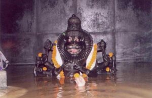 ಝರಣಿ ನರಸಿಂಹ ಗುಹಾಲಯ