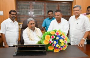 ಕಾಂಗ್ರೆಸ್ ಸೇರುವ ಇಂಗಿತ ವ್ಯಕ್ತಪಡಿಸಿ ಸಿಎಂ ಸಿದ್ದರಾಮಯ್ಯರನ್ನು ಭೇಟಿ ಮಾಡಿದ ಬಿಜೆಪಿಯ ಇಬ್ಬರು ಮಾಜಿ ಶಾಸಕರು