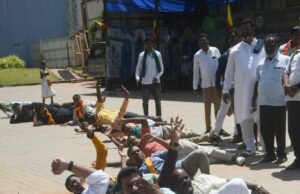 ಕಾವೇರಿ ನೀರು ನಿಲ್ಲಿಸುವ ನಿರ್ಣಯ ಮಂಡಿಸದಿದ್ದರೆ ದಸರಾ ದಿನ ಎಲ್ಲಾ ರಸ್ತೆಗಳನ್ನು ಬಂದ್ ಮಾಡಲಾಗುವುದು: ಕುರುಬೂರು ಶಾಂತಕುಮಾರ್