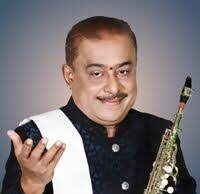 ಸುತ್ತೂರು ಮಠಕ್ಕೆ ಭೇಟಿ: ಶ್ರೀಗಳ ಆಶೀರ್ವಾದ ಪಡೆದ ದಸರಾ ಉದ್ಘಾಟಕ, ಸಂಗೀತ ನಿರ್ದೇಶಕ ಹಂಸಲೇಖ