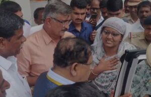 ತುಮಕೂರು: ನ್ಯಾಯಕ್ಕಾಗಿ ಗೃಹ ಸಚಿವರ ಬಳಿ ಕೈ ಮುಗಿದು ಅಂಗಲಾಚಿದ ಮಹಿಳೆ