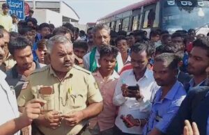 ಶಾಲೆ-ಕಾಲೇಜಿಗೆ ತೆರಳಲು ಬಸ್ ಅಲಭ್ಯ: ಹನೂರು ಬಸ್ ನಿಲ್ದಾಣದಲ್ಲಿ ವಿದ್ಯಾರ್ಥಿಗಳ ಪ್ರತಿಭಟನೆ