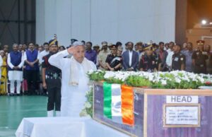 ಹುತಾತ್ಮ ಯೋಧ ಎಂ.ವಿ. ಪ್ರಾಂಜಲ್ ಕುಟುಂಬಕ್ಕೆ ೫೦ ಲಕ್ಷ ರೂ. ಪರಿಹಾರ ಘೋಷಿಸಿದ ಮುಖ್ಯಮಂತ್ರಿ ಸಿದ್ದರಾಮಯ್ಯ