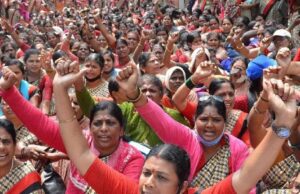 ಅಂಗನವಾಡಿ ಕಾರ್ಯಕರ್ತೆಯರಿಗೆ ಸ್ಮಾರ್ಟ್ ಫೋನ್, ಗ್ರಾಚ್ಯುಟಿ ಸೌಲಭ್ಯ: ಸಿಎಂ ಘೋಷಣೆ