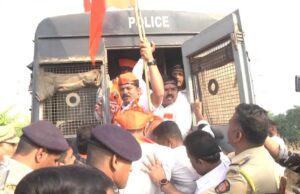 ಗಡಿ ಪ್ರವೇಶಿಸಲು ಯತ್ನಿಸಿದ ಶಿವಸೇನೆ ಉದ್ಧವ್ ಠಾಕ್ರೆ ಬಣ: ಪೊಲೀಸರ ವಶಕ್ಕೆ