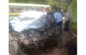 ಬಸ್ – ಕಾರಿನ ನಡುವೆ ಅಪಘಾತ: ನಾಲ್ವರ ಸಾವು