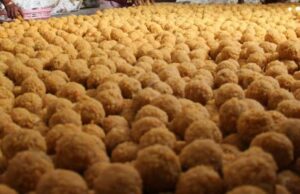 ಮೈಸೂರು: ಜನವರಿ 1 ರಂದು ಬೆಳಿಗ್ಗೆ 4 ರಿಂದ ಮಧ್ಯರಾತ್ರಿ 12 ರವರೆಗೆ ಯೋಗಾನರಸಿಂಹಸ್ವಾಮಿ ದೇಗುಲದಲ್ಲಿ ಭಕ್ತರಿಗೆ 2 ಲಕ್ಷ ಲಡ್ಡು ವಿತರಣೆಗೆ ಸಿದ್ಧತೆ