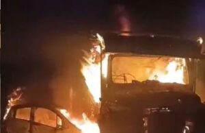 ಟಿಪ್ಪರ್- ಕಾರಿನ ನಡುವೆ ಅಪಘಾತ: ಇಬ್ಬರು ಸಜೀವ ದಹನ