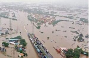 ತಮಿಳುನಾಡಿನಲ್ಲಿ ವರುಣಾರ್ಭಟ: 10 ಬಲಿ- ಜನಜೀವನ ಅಸ್ತವ್ಯಸ್ತ