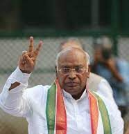 ರಾಜ್ಯದಲ್ಲಿ ಹೆಚ್ಚುವರಿ ಡಿಸಿಎಂ ವಿಚಾರ: ಎಐಸಿಸಿ ಅಧ್ಯಕ್ಷ ಮಲ್ಲಿಕಾರ್ಜುನ ಖರ್ಗೆ ಸ್ಪಷ್ಟನೆ