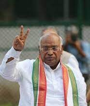 ರಾಜ್ಯದಲ್ಲಿ ಹೆಚ್ಚುವರಿ ಡಿಸಿಎಂ ವಿಚಾರ: ಎಐಸಿಸಿ ಅಧ್ಯಕ್ಷ ಮಲ್ಲಿಕಾರ್ಜುನ ಖರ್ಗೆ ಸ್ಪಷ್ಟನೆ