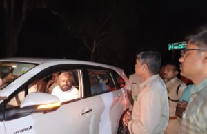 ಬಂಡೀಪುರ-ವೈನಾಡು ಮಾರ್ಗದಲ್ಲಿ ಅರಣ್ಯ ಸಚಿವರ ಮಧ್ಯರಾತ್ರಿ ಸಂಚಾರ: ಚೆಕ್ ಪೋಸ್ಟ್ ಗಳಲ್ಲಿ ಖುದ್ದು ತಪಾಸಣೆ