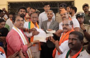 ಹನುಮ ಧ್ವಜ ಹಾರಿಸುವವರೆಗೂ ಹೋರಾಟ, ಹನುಮನ ಪರ ಇಡೀ ಮಂಡ್ಯ ನಿಲ್ಲಲಿದೆ: ಪ್ರತಿಪಕ್ಷ ನಾಯಕ ಆರ್.ಅಶೋಕ