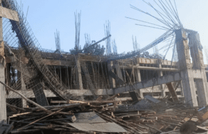 ನಿರ್ಮಾಣ ಹಂತದ ಶಾಲಾ ಕಟ್ಟಡ ಕುಸಿತ: 20 ಮಂದಿಗೆ ಗಾಯ