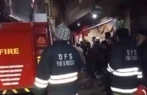 ದೆಹಲಿಯ ಬಹುಮಹಡಿ ಕಟ್ಟಡದಲ್ಲಿ ಅಗ್ನಿ ಅವಘಡ: ನಾಲ್ವರು ಸಾವು