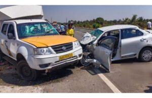 ಟಾಟಾ ಎಸ್, ಕಾರು ನಡುವೆ ಡಿಕ್ಕಿ: ಇಬ್ಬರು ಸ್ಥಳದಲ್ಲೇ ಸಾವು