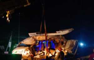 ಲಾರಿ – ಟಿಟಿ ವಾಹನ ನಡುವೆ ಅಪಘಾತ: ಮೂವರು ಸ್ಥಳದಲ್ಲೇ ಸಾವು