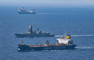 ಅರಬ್ಬಿ ಸಮುದ್ರದಲ್ಲಿ ಕಳ್ಳಸಾಗಣೆ ಮಾಡುತ್ತಿದ್ದ 3,300 ಕೆ.ಜಿ ಮಾದಕ ದ್ರವ್ಯ ವಶ: ಐವರು ವಿದೇಶಿಗರ ಬಂಧನ