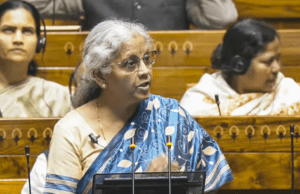 ಆಯುಷ್ಮಾನ್ ಭಾರತ ಯೋಜನೆ ಆಶಾ, ಅಂಗನವಾಡಿ ಕಾರ್ಯಕರ್ತೆಯರಿಗೂ ವಿಸ್ತರಣೆ: ನಿರ್ಮಲಾ ಸೀತಾರಾಮನ್