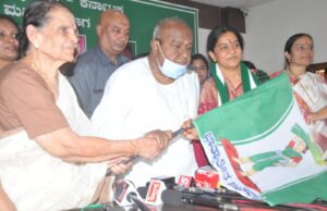 ಕುಮಾರಸ್ವಾಮಿ ಸ್ಪರ್ಧಿಸಬೇಕೋ ಬೇಡವೋ ಎಂಬ ಬಗ್ಗೆ ಮೋದಿ, ಶಾ, ಕುಮಾರಸ್ವಾಮಿ ಅವರೇ ತೀರ್ಮಾನ ಮಾಡ್ತಾರೆ: ಹೆಚ್.ಡಿ.ದೇವೇಗೌಡರು